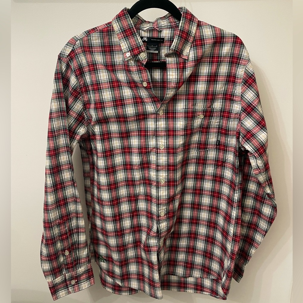 Men’s Nike SB P-Rod plaid button down shirt, size large